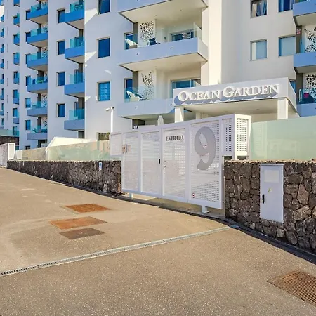 Ocean Garden Sea View Апартаменты Адехе